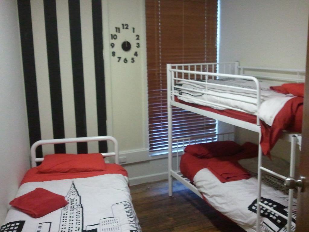 The Melbourne Connection Travellers Hostel 部屋 写真